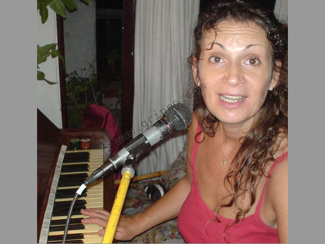 Vení a tocar un piano de verdad