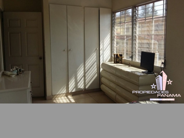 VENDO CASA EN VILLAS DEL ROCIÓ REMATE AVALÚO 180,000