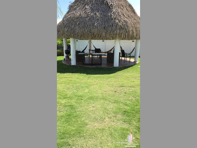 CASA EN SAN CARLOS - COSTA ESMERALDA