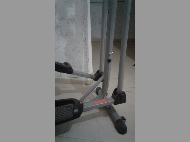 Eliptico-escalador-bici fija, todo en uno