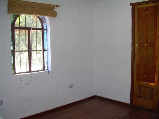Casa Amplia Con Gran Terren