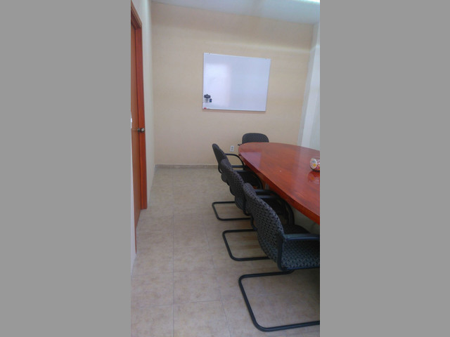SERVICIO DE RENTA DE SALA DE JUNTAS