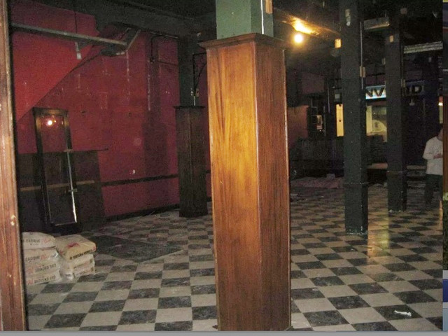 pareja se ofrese para trabajo de caseros.