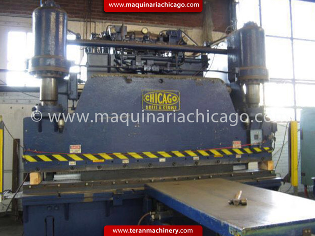 Prensa CHICAGO DREIS & KRUMP 12' x 200 ton USADO