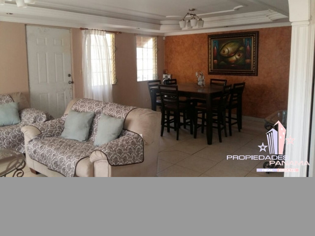 VENDO CASA EN VILLAS DEL ROCIÓ REMATE AVALÚO 180,000