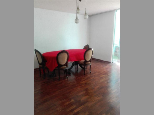 Vendo casa en Calle Criado Tejada 2783 Urb. Elio Casa de A.T. 191.64m2