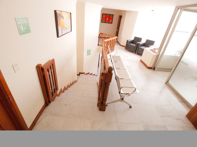 OFICINA DE USOS MÚLTIPLES EN LA ESTANCIA