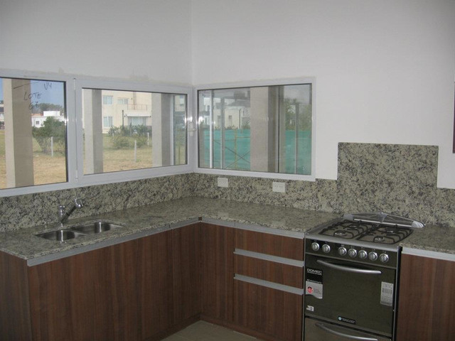 Marmolería MD Trabajos en Silestone, Mármol y Granito