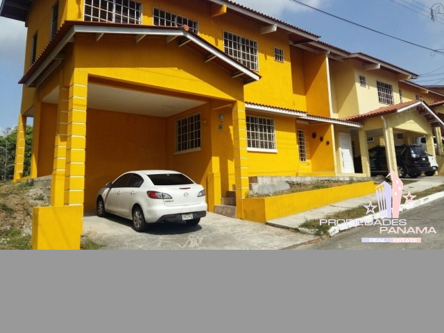VENDO CASA EN VILLAS DEL ROCIÓ REMATE AVALÚO 180,000