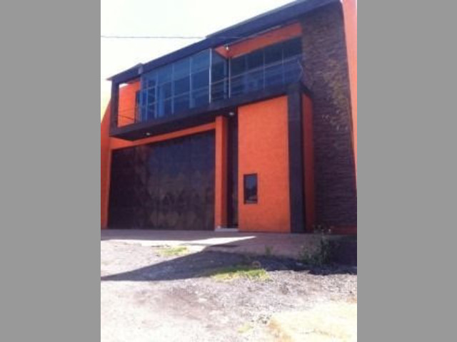 Bodega a unos minutos del Aeropurto INtenacional de Toluca