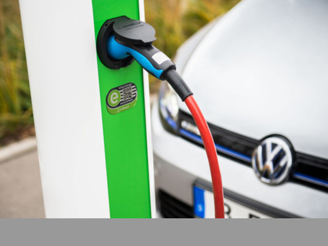 Instalación cargador electrico