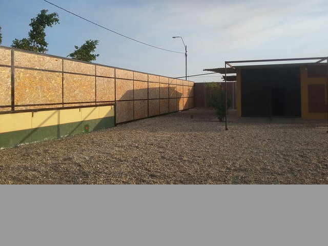 Alquiler Empresas 02 Almacenes Juntos de 1,000 m² c-u - Piura