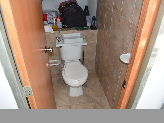 SE VENDE HERMOSA CASA DE 2 PISOS CON AZOTEA EN UN EXCELENTE PRECIO