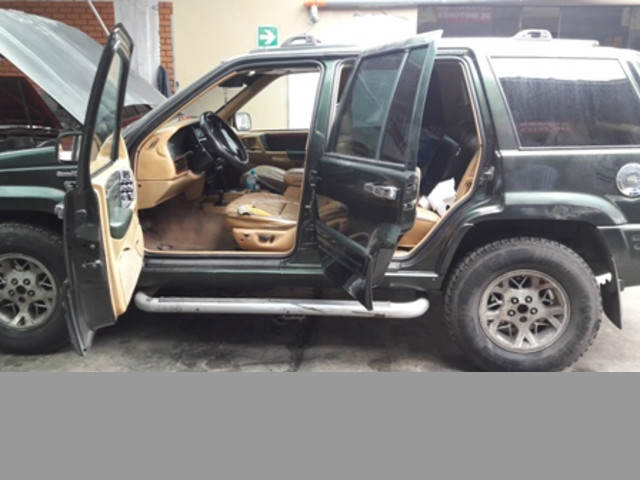 VENDO JEEP GRAND CHEROKEE