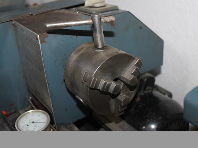 Torno ENCO 8-1-2" x 19" - Usado