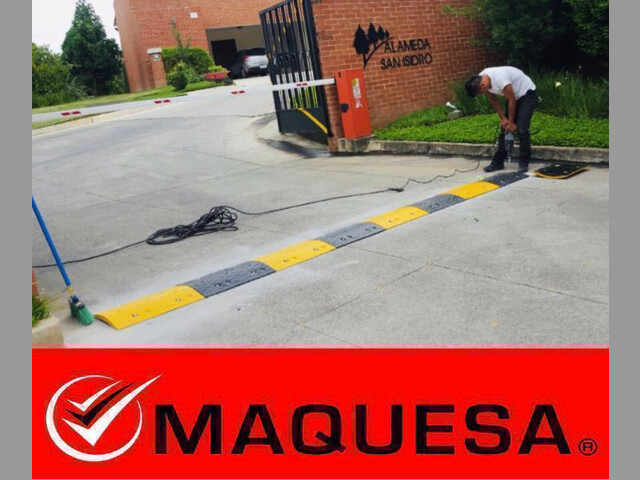 TUMULOS DE CAUCHO EN MAQUESA