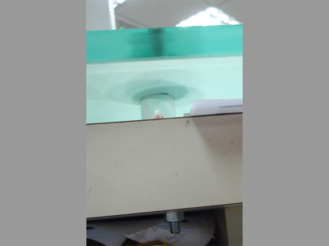 Pegado laser vidrio metal