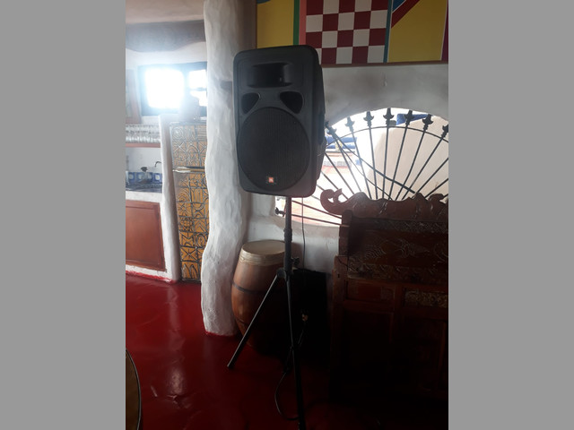 alquiler de parlantes para fiestas punta del este 099118105 ,099118105
