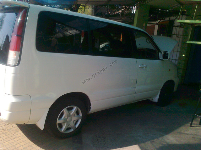 vendo toyota nhoa