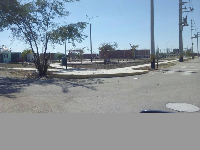 8 Terrenos Juntos - Urb. La Planicie II, Piura