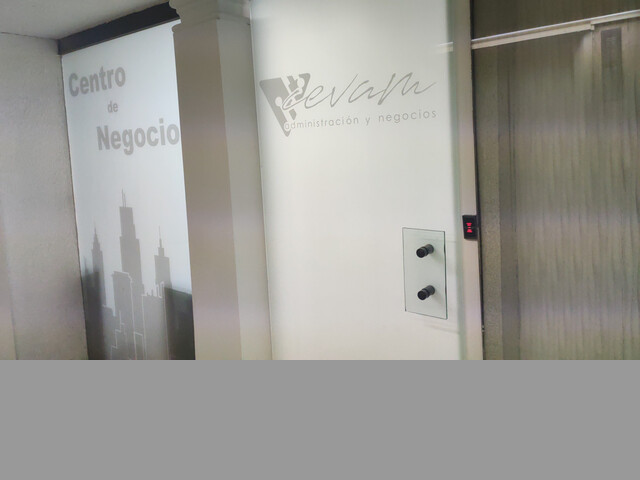 OFICINAS POLANCO incluye servicios desde $5,500 100 m2