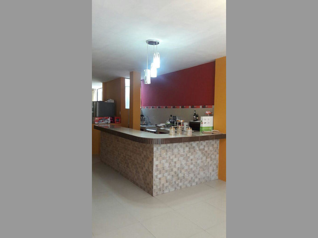 Departamento en 2do Piso - Sullana, Av Champagnat