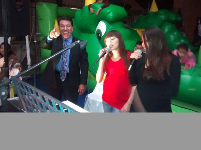 Teclado y Cantante en México