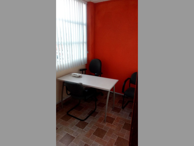 RENTA TU OFICINA ACONDICIONADA Y CON SERVICIOS