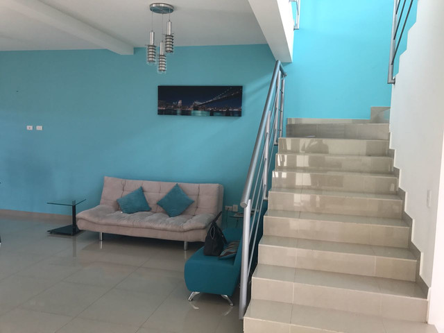 VENTA CASA CUMBRES DEL LAGO, JURIQUILLA CH-047