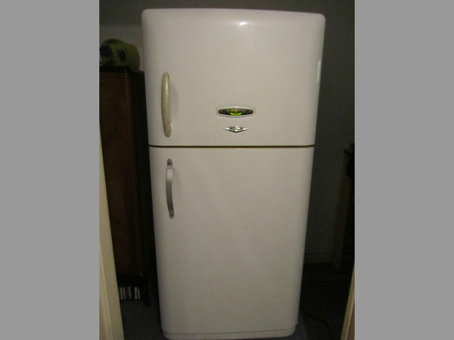 HELADERA CON FREEZER NO FROST DAEWOO 700 LITROS