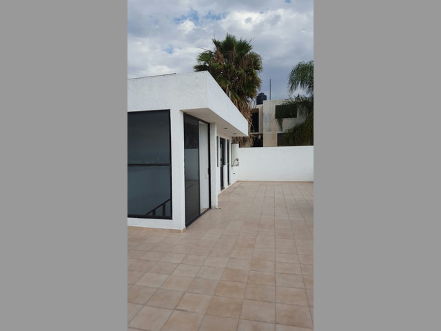 VENTA CASA RESIDENCIAL TEJEDA QUERETARO CH-050