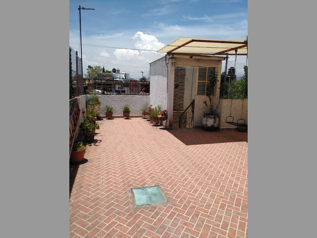 EN VENTA CASA A 15 MINUTOS DE BARRANCA DEL MUERTO