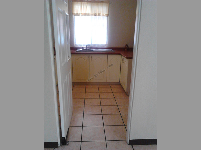 VENDO CASA EN RESIDENCIALES COLINAS DE MONTE MARIA NORTE