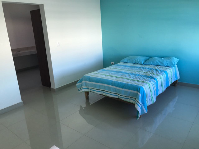 VENTA CASA CUMBRES DEL LAGO, JURIQUILLA CH-047