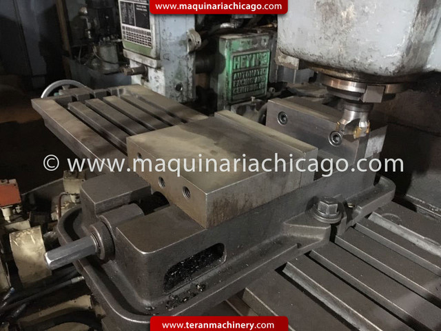 Fresadora CINCINNATI 12" x 50" Usado en venta