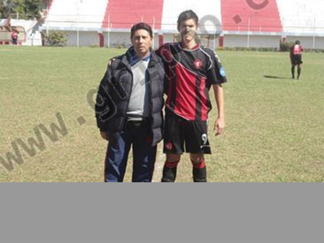 busco trabajo como entrenador de futbol