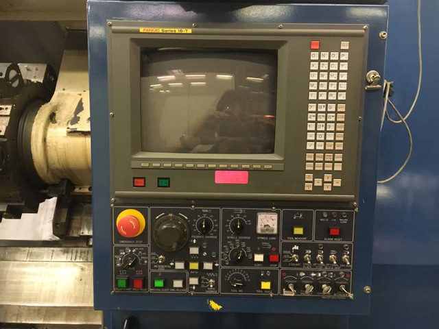 Torno CNC DAEWOO 29.1" X 62" - Usado
