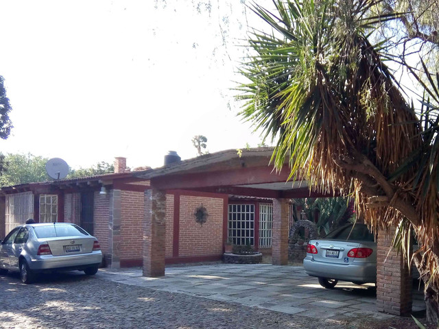 TERRENO EN RENTA VENTA PASEO CONSTITUYENTES, CORREGIDORA CC-054