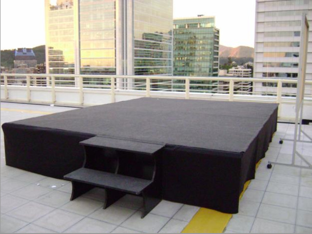 ESTRADOS - ESCENARIOS - TARIMAS - TOLDOS - STANDS - DECORACIÓN - SONIDO