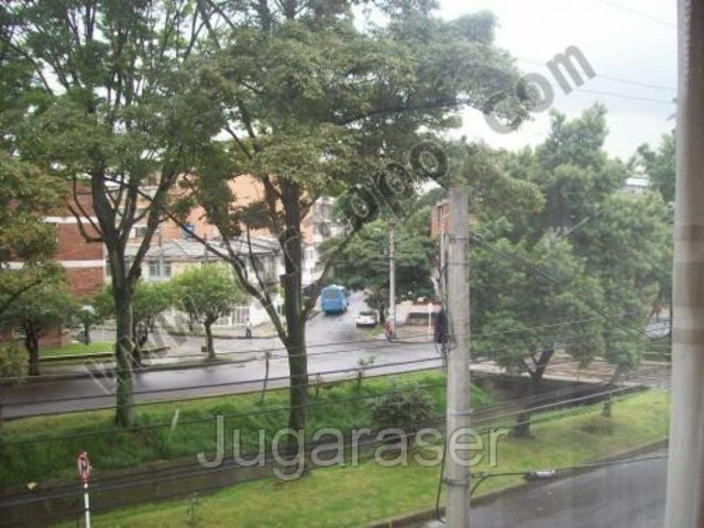 Hospedaje con alimentos sanos, dos habitantes cultos, amables, guías.
