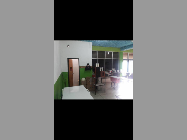 VENDO LOCAL EN GUANARE - VENEZUELA