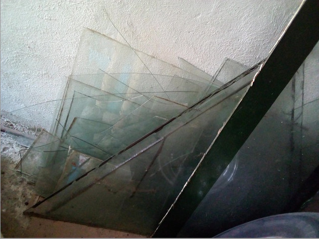 Pedaceria de Vidrio