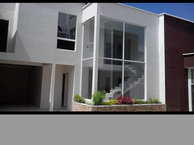 VENTA TOWN HOUSE EN MÉRIDA - VENEZUELA