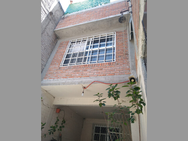 EN VENTA CASA A 15 MINUTOS DE BARRANCA DEL MUERTO